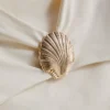 Bandeau-Badeanzug mit Muschelverzierungen