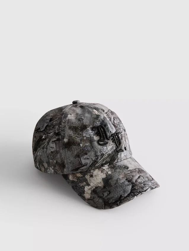 Baseballkappe im Camouflage-Look