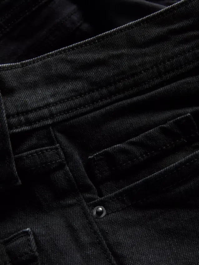 Baumwoll-Denim-Jeans mit ausgestelltem Bein und mittlerer Leibhöhe