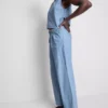 Baumwoll-Denim-Jeans mit Falten und weitem Bein