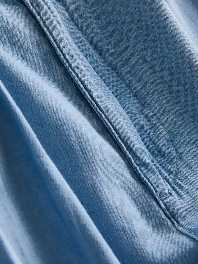 Baumwoll-Denim-Jeans mit Falten und weitem Bein