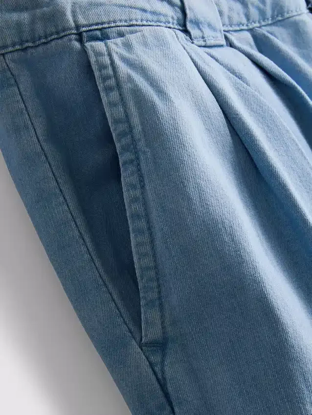Baumwoll-Denim-Jeans mit Falten und weitem Bein