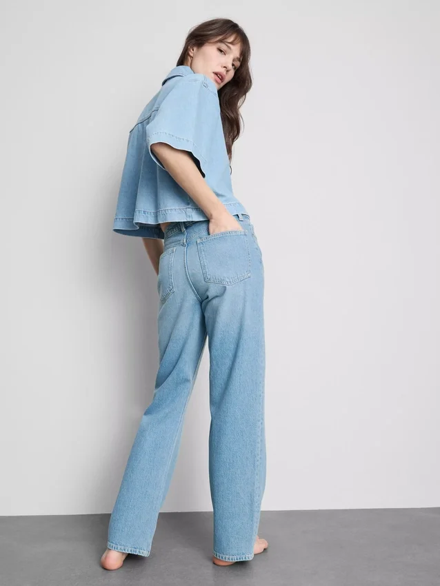 Baumwoll-Denim-Jeans mit geradem Bein