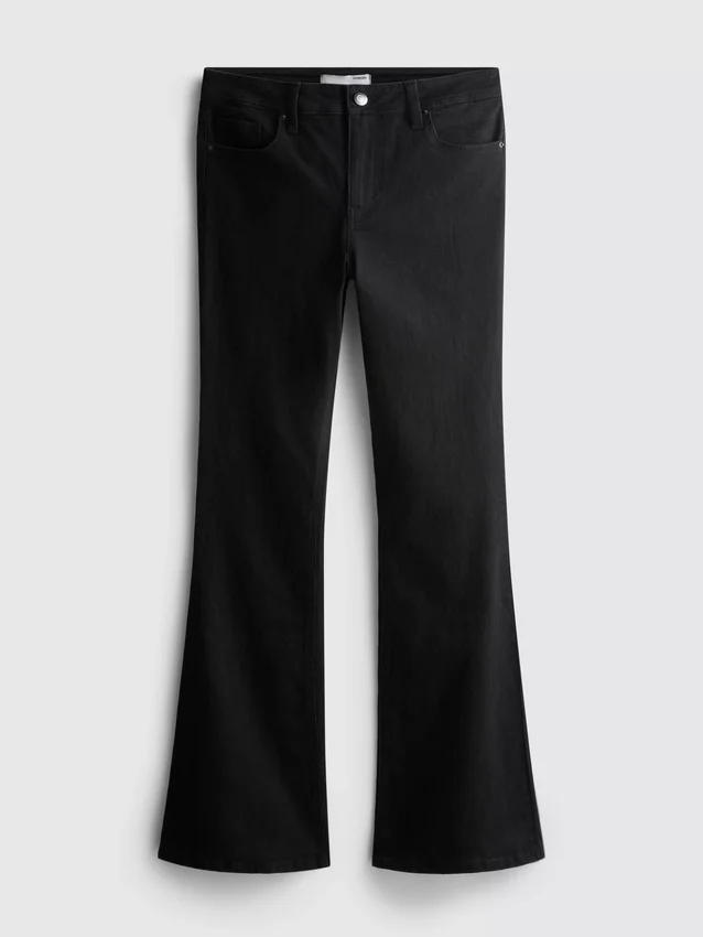Baumwoll-Denim-Jeans mit mittlerer Leibhöhe und ausgestelltem Bein