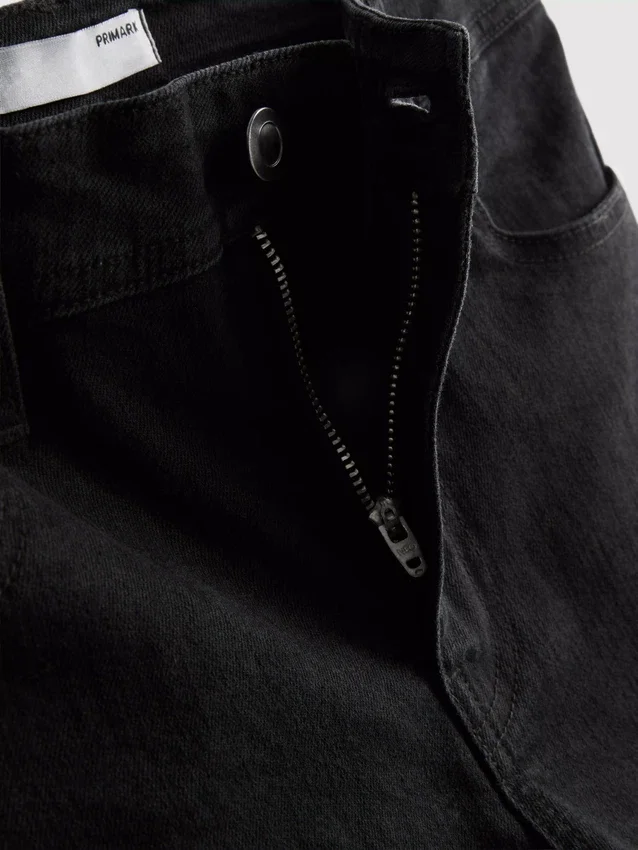Baumwoll-Denim-Jeans mit mittlerer Leibhöhe und ausgestelltem Bein