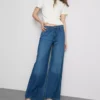 Baumwoll-Denim-Jeans mit mittlerer Leibhöhe und weitem Bein