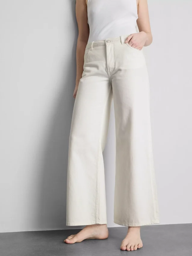 Baumwoll-Denim-Jeans mit mittlerer Leibhöhe und weitem Bein