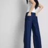 Baumwoll-Denim-Jeans mit mittlerer Leibhöhe und weitem Bein