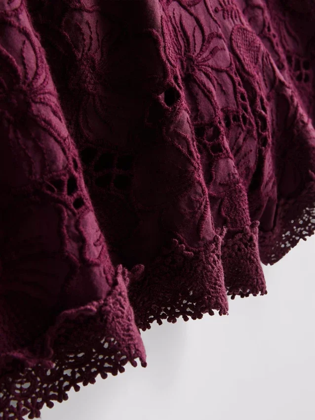 Baumwoll-Shorts mit hoher Taille und Stickerei
