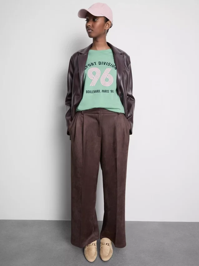 Baumwoll-T-Shirt mit Grafik und kurzen Shorts