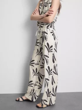 Bedruckte Hose mit weitem Bein