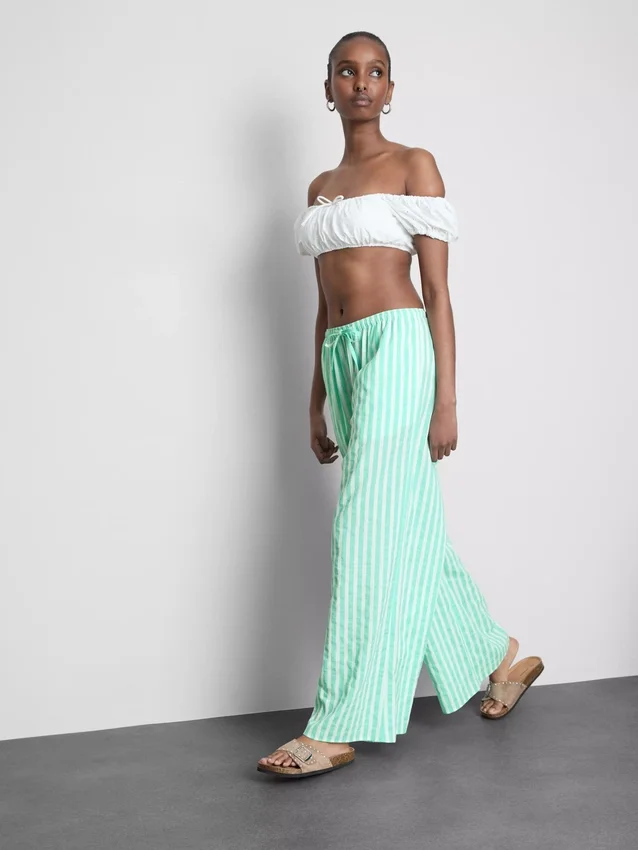 Bedruckte Strandhose mit weitem Bein