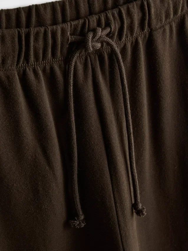 Bequeme Jogginghose aus Baumwollmischung mit weitem Bein