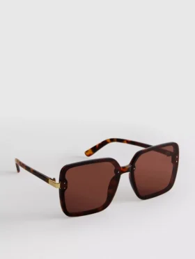 Übergrosse quadratische Sonnenbrille