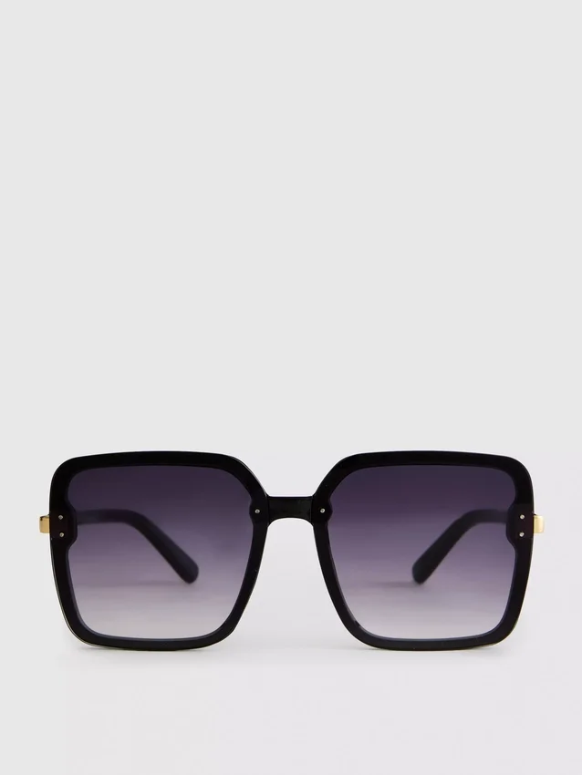 Übergrosse quadratische Sonnenbrille