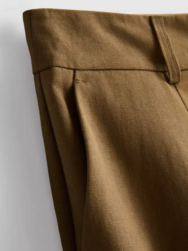 Bermuda-Shorts aus Baumwollmischung im Safari-Stil