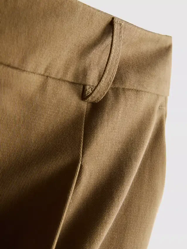 Bermuda-Shorts aus Baumwollmischung im Safari-Stil