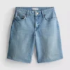 Bermuda-Shorts aus Denim mit unversäubertem Saum