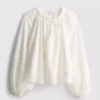 Bestickte Bluse mit Ballonärmeln