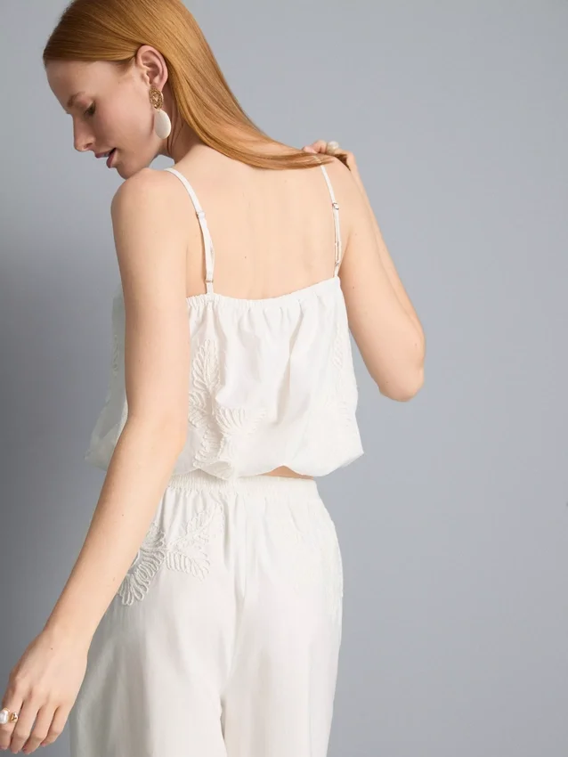 Besticktes, kurzes Cami-Top aus Baumwolle