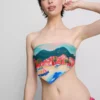 Bikini-Oberteil mit Bandana-Print und landschaftlichem Motiv