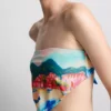 Bikini-Oberteil mit Bandana-Print und landschaftlichem Motiv