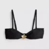 Bikini-Oberteil mit tiefem Ausschnitt und floralen Details