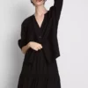 Bluse mit 3/4-Ärmeln und V-Ausschnitt
