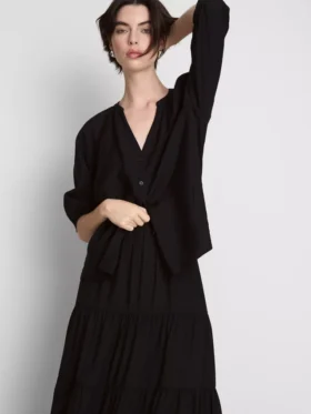 Bluse mit 3/4-Ärmeln und V-Ausschnitt