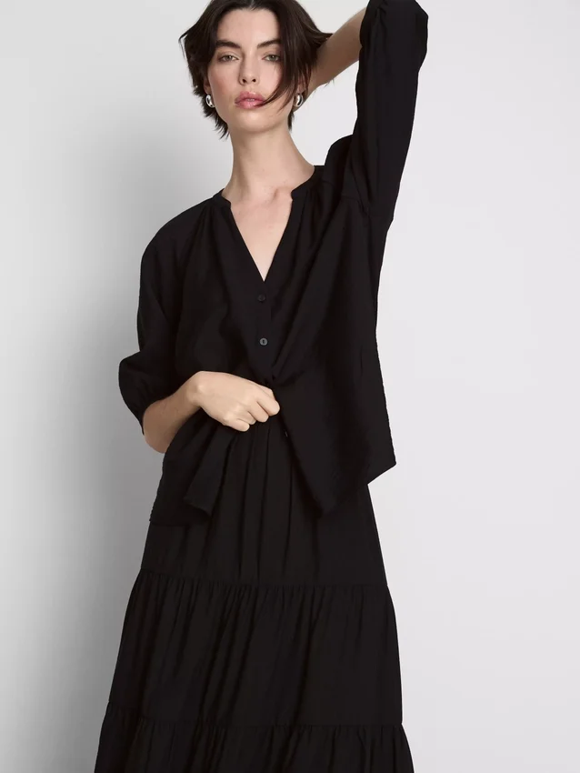 Bluse mit 3/4-Ärmeln und V-Ausschnitt