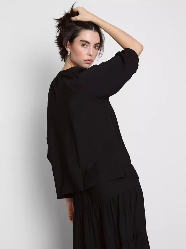Bluse mit 3/4-Ärmeln und V-Ausschnitt
