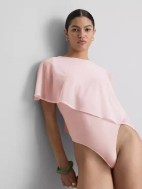 Body mit Cape-Überzug