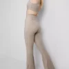 Bodysculpt Performance-Leggings mit ausgestelltem Bein