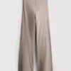 Bodysculpt Performance-Leggings mit ausgestelltem Bein