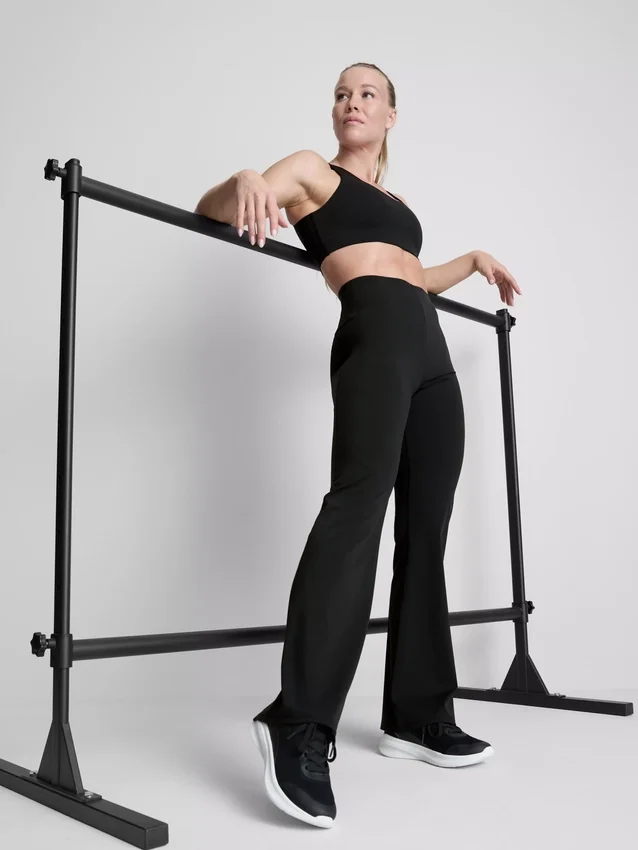 Bodysculpt Performance-Leggings mit hoher Taille und ausgestelltem Schnitt