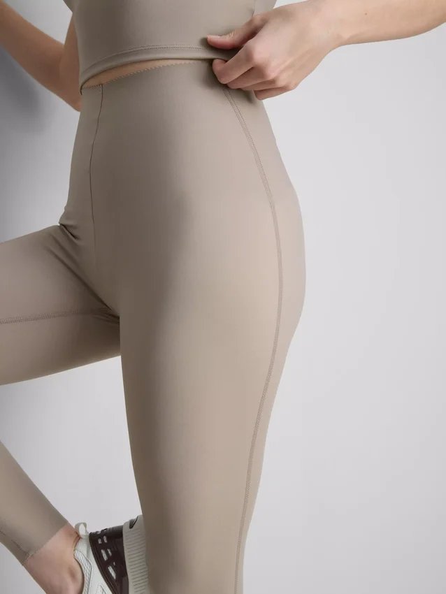 Bodysculpt Performance-Leggings mit mittlerer Leibhöhe