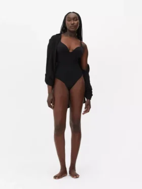 Bodysuit mit Tanga-Ausschnitt