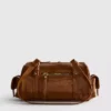 Bowler-Tasche aus Kunstleder im Used-Look