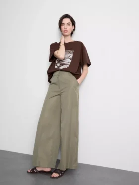 Boxy-T-Shirt aus Baumwolle mit Grafikprint