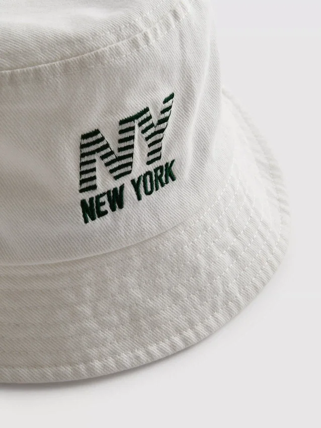 Bucket-Hat mit New-York-Logo