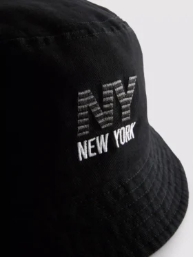 Bucket-Hat mit New-York-Logo