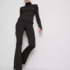 Butterweiche Leggings mit ausgestelltem Bein