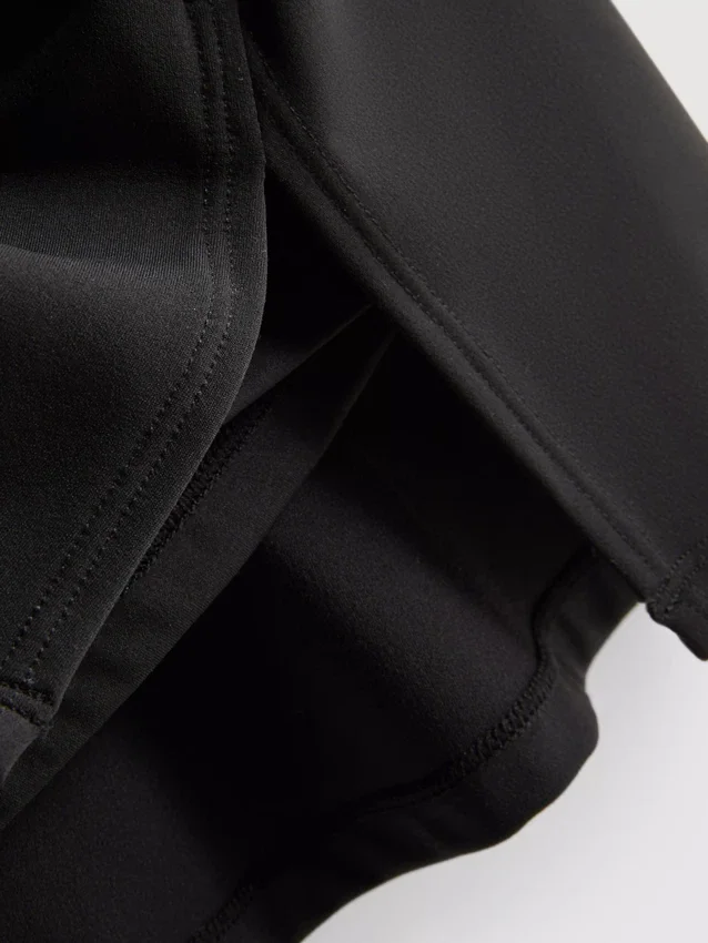 Butterweicher Micro-Active-Skort