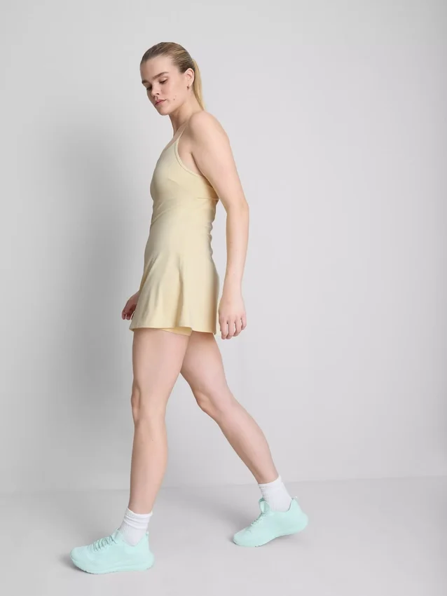 Butterweiches Active-Minikleid