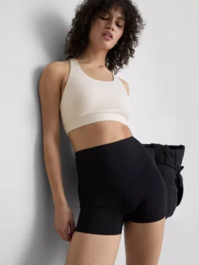 Butterweiches Crop-Top mit Trägern