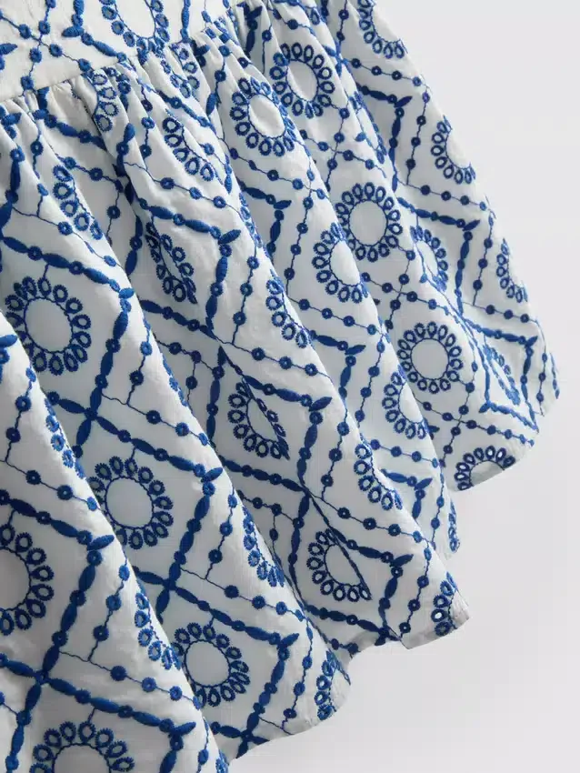 Cami-Top aus Baumwolle mit Cutwork-Verzierung