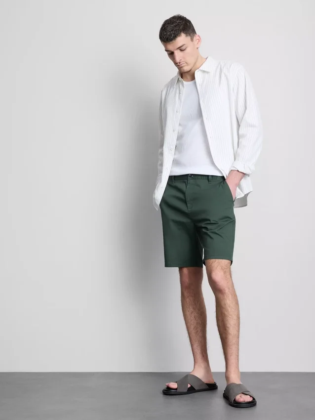 Chino-Shorts mit hohem Baumwollanteil