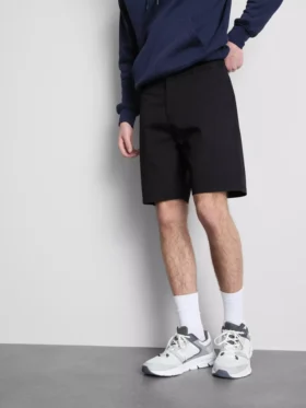 Chino-Shorts mit hohem Baumwollanteil
