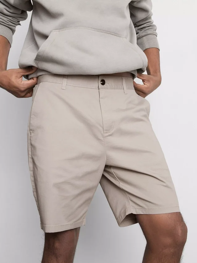 Chino-Shorts mit hohem Baumwollanteil