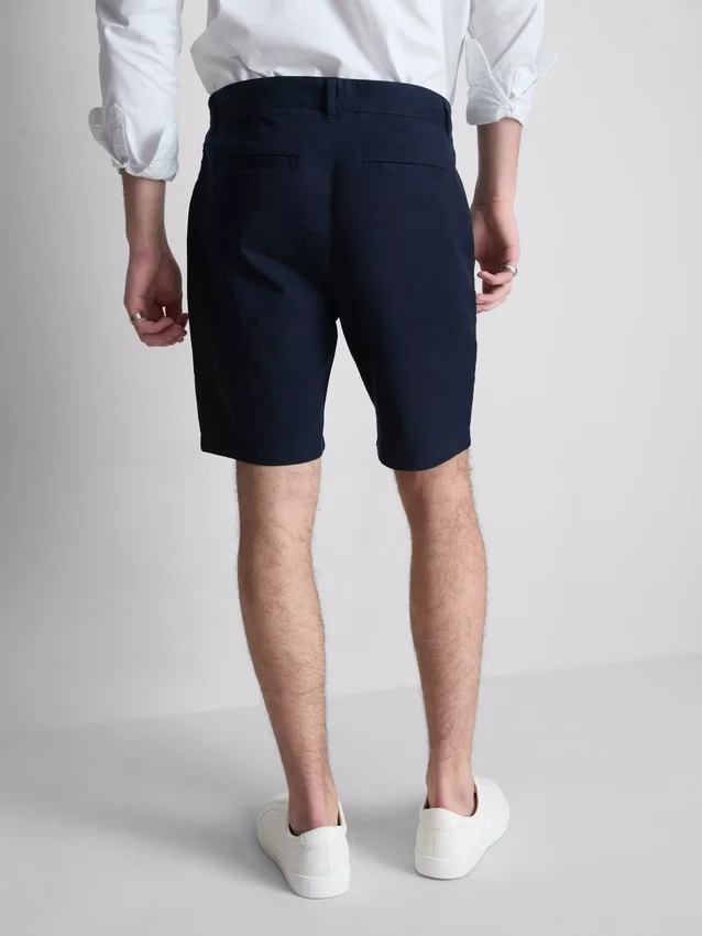 Chino-Shorts mit hohem Baumwollanteil